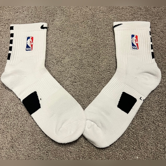 Nike Elite NBA Dri-FIT Basketball Quarter Crew Socks Black White 2 Pairs - Picture 5 of 10